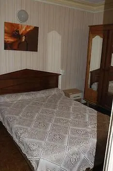 Hotel De Nantes Paryż