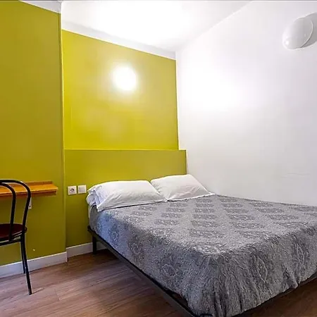 Hotel De Nantes 3*