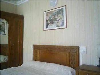 De Nantes Отель 3*