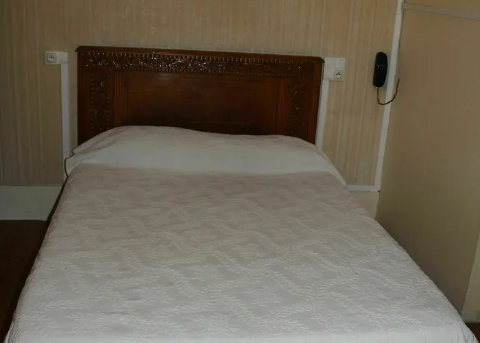 De Nantes Szálloda 3*