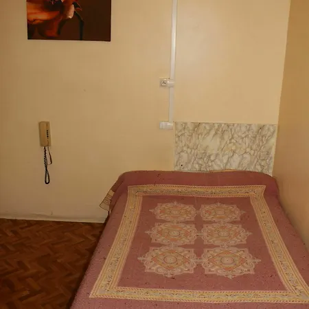 Hotel De Nantes 3*