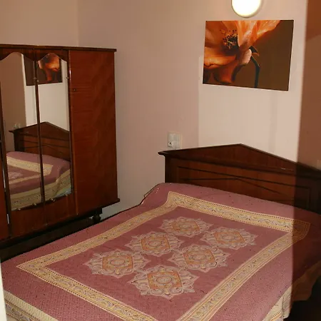 De Nantes Hotel 3*